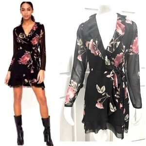 Aritzia Wilfred Louise Black Floral Wrap
Front Dress Sheer Ruffled Size Small